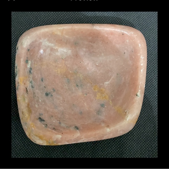 Vintage Madagascar Genuine Polished Kunzite Quartz Crystal bowl - Picture 2 of 6